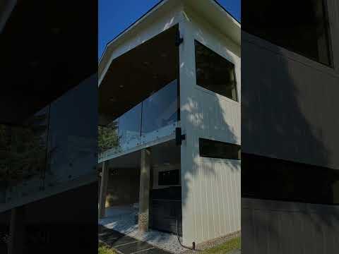 V-Groove / Hardie Architectural Shiplap siding used in vertical orientation 👍 OR 👎